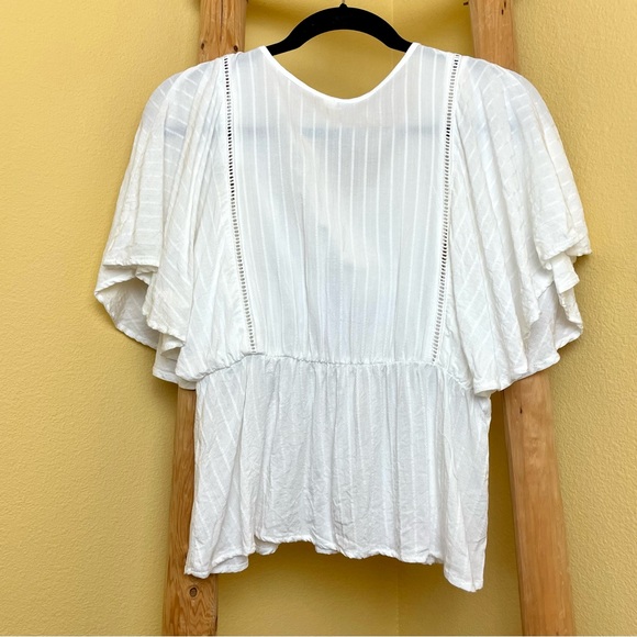 Francesca’s Alya White Blouse Boho Peasant Style Peplum Top Size XS - Picture 3 of 10